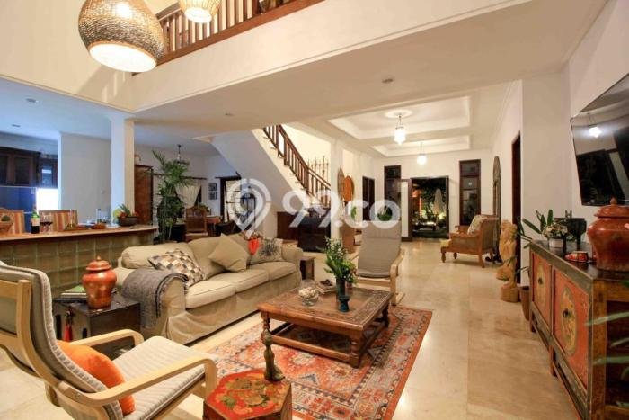 For Sale Vila Kawasan , Dimensi 400m2m², Posisi Premium For Sale Vila Kawasan , Dimensi 400m2m², Posisi Premium