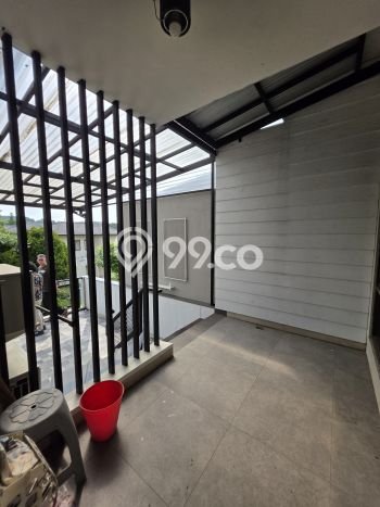 Rumah Modern 3 KT LT 190m2 di Sentul City Rumah Modern 3 KT LT 190m2 di Sentul City