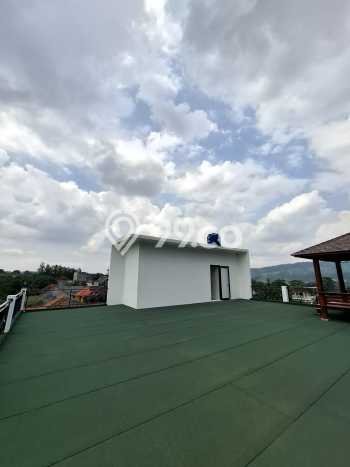 Jual Rumah Mewah Elegan Dengan View Eksklusif di Sentul City, Bogor Jual Rumah Mewah Elegan Dengan View Eksklusif di Sentul City, Bogor