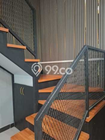 Rumah Modern 4 KT di Sentul City Bogor Full Furnished Rumah Modern 4 KT di Sentul City Bogor Full Furnished