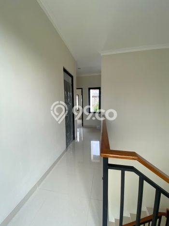 Dijual Rumah Luas Elegan Dengan View Eksklusif di Sentul City, Bogor Dijual Rumah Luas Elegan Dengan View Eksklusif di Sentul City, Bogor