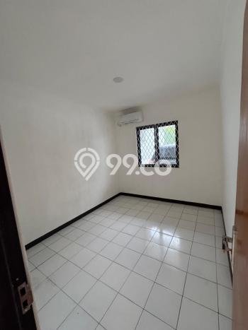 Rumah di Sunter, 2 KM, Akses Mudah Pusat Kota, Luas 138m² Bangunan 270m² Rumah di Sunter, 2 KM, Akses Mudah Pusat Kota, Luas 138m² Bangunan 270m²
