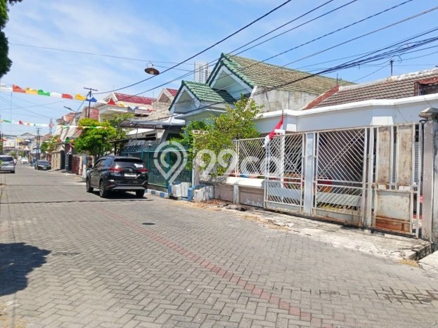 Hunian Cantik Modern Lb 100m2 di Dukuh Pakis, Surabaya Hunian Cantik Modern Lb 100m2 di Dukuh Pakis, Surabaya