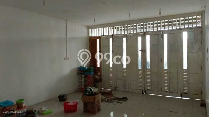 Hunian Cantik Minimalis Lb 300m2 di Gedangan, Sidoarjo Hunian Cantik Minimalis Lb 300m2 di Gedangan, Sidoarjo