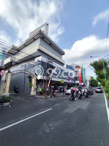 Ruko Disewa di Depok, Sleman, LT 286m2 / LB 759m2 Ruko Disewa di Depok, Sleman, LT 286m2 / LB 759m2