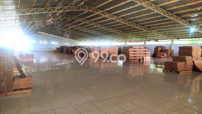 Unit Gudang Paling Strategis di Sleman Sleman dengan LB 4040m2 Unit Gudang Paling Strategis di Sleman Sleman dengan LB 4040m2