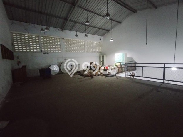 Kantor disewakan di Sewon Bantul dengan luas bangunan 230m2 Kantor disewakan di Sewon Bantul dengan luas bangunan 230m2