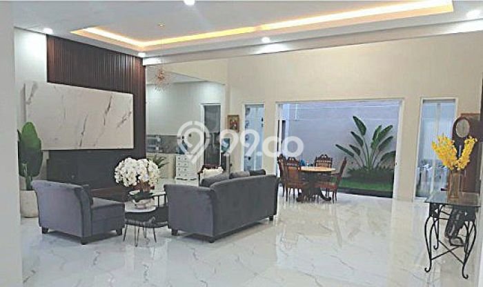 Rumah di , Semarang, LT 246m2m² Bangunan 275m2m² Rumah di , Semarang, LT 246m2m² Bangunan 275m2m²
