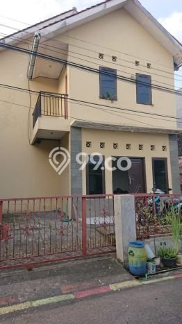 For Sale Rumah 10 Kamar Lokasi Strategis Bagus dan Strategis di Semarang Tengah For Sale Rumah 10 Kamar Lokasi Strategis Bagus dan Strategis di Semarang Tengah