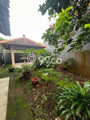 For Sale! Premium House LT 320m2 Desain Modern di Kedung Pane For Sale! Premium House LT 320m2 Desain Modern di Kedung Pane