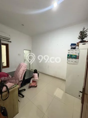 Lokasi strategis! Rumah siap pakai disewakan di Pondok Aren LB 150m2 Lokasi strategis! Rumah siap pakai disewakan di Pondok Aren LB 150m2