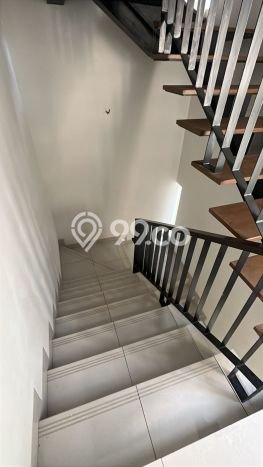 Sewa Rumah Murah di Metland Menteng Jakarta Timur dengan 3 Kamar Tidur Sewa Rumah Murah di Metland Menteng Jakarta Timur dengan 3 Kamar Tidur