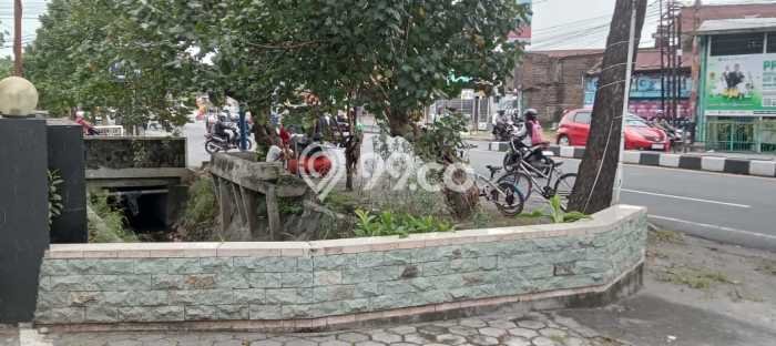Komersial Dijual di Kawasan Laweyan, Surakarta Harga Kompetitif Komersial Dijual di Kawasan Laweyan, Surakarta Harga Kompetitif