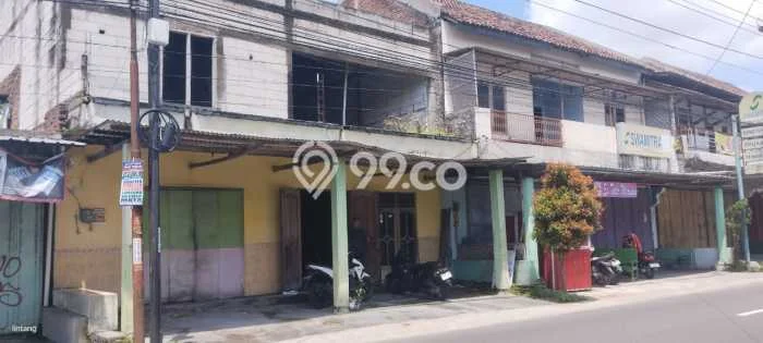 Dijual Ruko Premium di Klaten Tengah, Luas 101m², Jalan Utama, Kawasan Komersial Dijual Ruko Premium di Klaten Tengah, Luas 101m², Jalan Utama, Kawasan Komersial