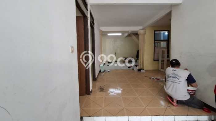 Disewakan segera rumah minimalis lokasi strategis 5 Kamar di Antapani, Bandung Disewakan segera rumah minimalis lokasi strategis 5 Kamar di Antapani, Bandung