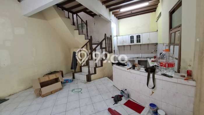 Disewakan segera rumah minimalis lokasi strategis 5 Kamar di Antapani, Bandung Disewakan segera rumah minimalis lokasi strategis 5 Kamar di Antapani, Bandung