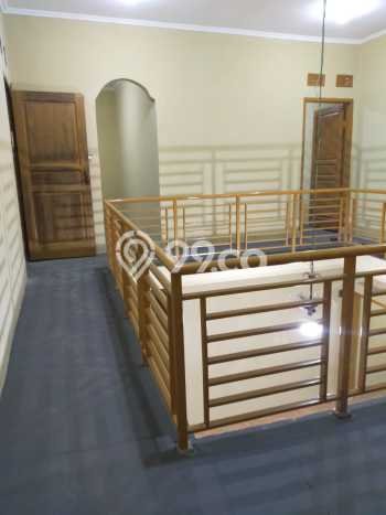 Jarang Ada! Rumah Sewa 8 Kamar Bagus Siap Huni Cimahi Jarang Ada! Rumah Sewa 8 Kamar Bagus Siap Huni Cimahi