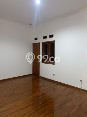 Rumah sewa siap pakai 4 KT di Setiabudi, Bandung Rumah sewa siap pakai 4 KT di Setiabudi, Bandung