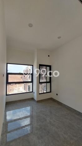 Disewakan Hunian Konsep Modern di Arcamanik Bandung dengan 3 KT Disewakan Hunian Konsep Modern di Arcamanik Bandung dengan 3 KT