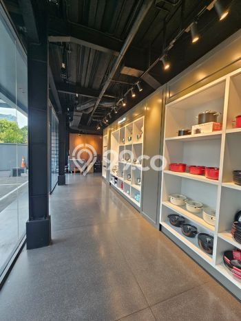 Dijual! Kantor di S Parman Jakarta Barat LT 534m2 / LB 665m2 Kawasan Strategis Dijual! Kantor di S Parman Jakarta Barat LT 534m2 / LB 665m2 Kawasan Strategis