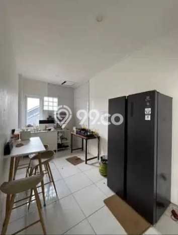 Unit Kost Dijual di BSD dengan 18 Kamar Tidur & Luas Bangunan 724m2 Unit Kost Dijual di BSD dengan 18 Kamar Tidur & Luas Bangunan 724m2