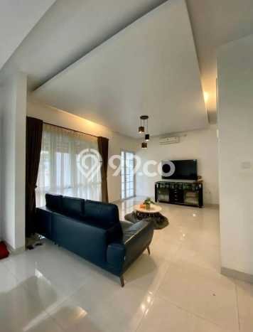Ready to Use! Luxury House LT 206m2 Desain Elegan di Pondok Kelapa Ready to Use! Luxury House LT 206m2 Desain Elegan di Pondok Kelapa