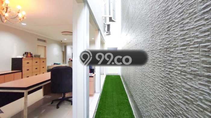 For Sale! Luxury House LT 170m2 Desain Elegan di Kemanggisan For Sale! Luxury House LT 170m2 Desain Elegan di Kemanggisan