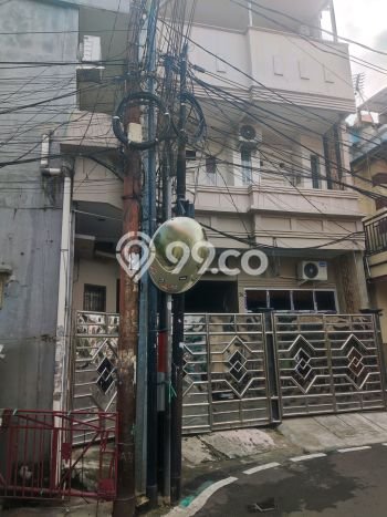 Rumah Kost Dijual Lokasi Jatinegara, Jakarta Timur, 15 Kamar Tidur, 15 Kamar Mandi, 280m2 Rumah Kost Dijual Lokasi Jatinegara, Jakarta Timur, 15 Kamar Tidur, 15 Kamar Mandi, 280m2