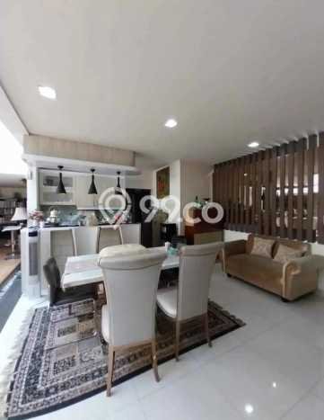 Ready to Use! Luxury House LT 285m2 Desain Elegan di Bintaro Ready to Use! Luxury House LT 285m2 Desain Elegan di Bintaro
