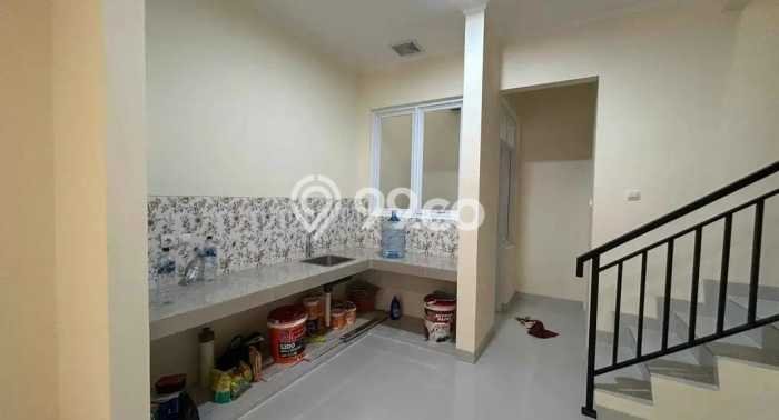 Rumah Minimalis 3 KT di Joglo Jakarta Barat Semi Furnished Rumah Minimalis 3 KT di Joglo Jakarta Barat Semi Furnished