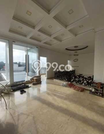 Jual Rumah Mewah Megah Dengan View Eksklusif di Kemanggisan, Jakarta Barat Jual Rumah Mewah Megah Dengan View Eksklusif di Kemanggisan, Jakarta Barat