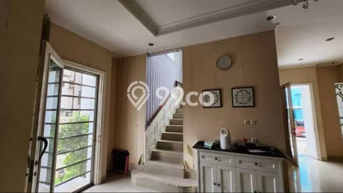 For Sale Rumah Mewah Exclusive di Kebon Jeruk, Jakarta Barat For Sale Rumah Mewah Exclusive di Kebon Jeruk, Jakarta Barat
