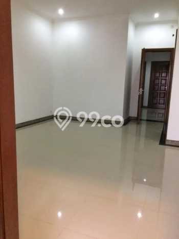 Rumah Luxury Modern Tanpa Renovasi di Pejaten Jakarta Selatan Rumah Luxury Modern Tanpa Renovasi di Pejaten Jakarta Selatan