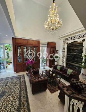 Ready to Use! Luxury House LT 1000m2 Desain Elegan di Kemang Ready to Use! Luxury House LT 1000m2 Desain Elegan di Kemang
