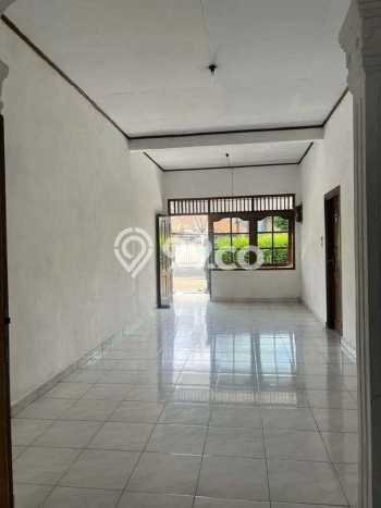 Siap Huni Hunian Elit 7 Kamar di Gambir Dekat ke Mana Saja Siap Huni Hunian Elit 7 Kamar di Gambir Dekat ke Mana Saja