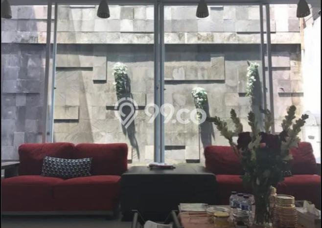Rumah Eksklusif Siap Huni LT 404m2 di Pesanggrahan, Jakarta Selatan Rumah Eksklusif Siap Huni LT 404m2 di Pesanggrahan, Jakarta Selatan