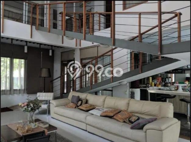Rumah Eksklusif Siap Huni LT 404m2 di Pesanggrahan, Jakarta Selatan Rumah Eksklusif Siap Huni LT 404m2 di Pesanggrahan, Jakarta Selatan