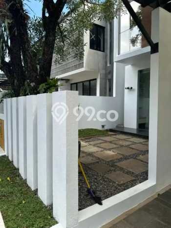 Rumah Luxury Modern Siap Huni di Ampera Jakarta Selatan Rumah Luxury Modern Siap Huni di Ampera Jakarta Selatan