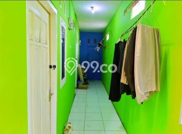 Rumah Kost untuk Dijual di Karawang Barat dengan 11 KT, 11 KM, Luas 210m2 Rumah Kost untuk Dijual di Karawang Barat dengan 11 KT, 11 KM, Luas 210m2