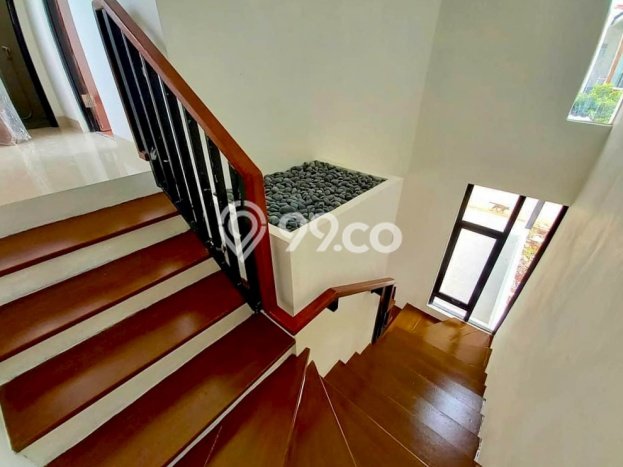 Rumah Modern 2 KT LT 96m2 di Metland Menteng Rumah Modern 2 KT LT 96m2 di Metland Menteng
