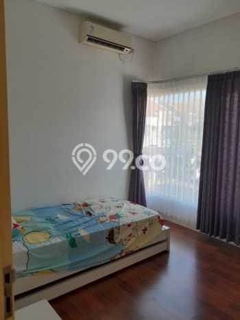 Lokasi strategis! Rumah siap huni disewakan di Cakung LB 156m2 Lokasi strategis! Rumah siap huni disewakan di Cakung LB 156m2