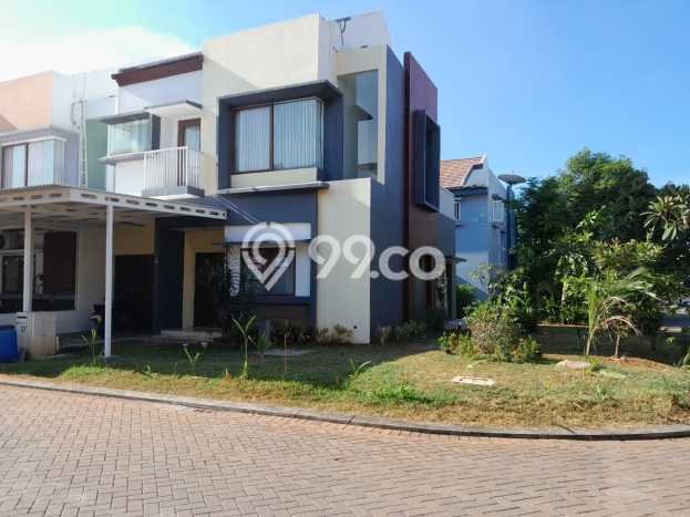 Lokasi strategis! Rumah siap huni disewakan di Cakung LB 156m2 Lokasi strategis! Rumah siap huni disewakan di Cakung LB 156m2