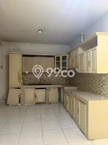 Rumah Luas Asri 4 KT Siap Pakai di Sunter Jakarta Utara Rumah Luas Asri 4 KT Siap Pakai di Sunter Jakarta Utara