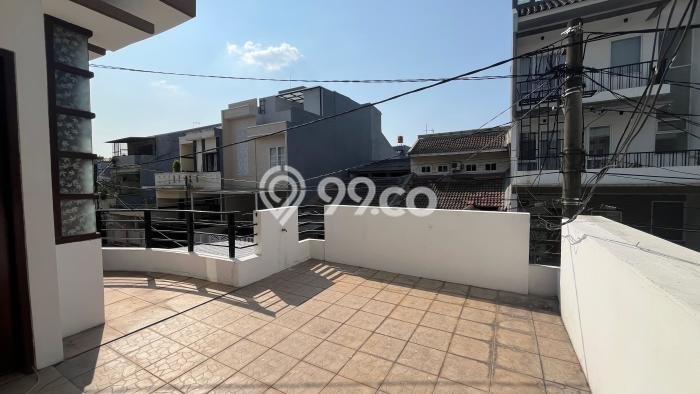 Hunian Elit LB 168m2 Siap Huni Desain Elegan di Sunter, Jakarta Utara Hunian Elit LB 168m2 Siap Huni Desain Elegan di Sunter, Jakarta Utara