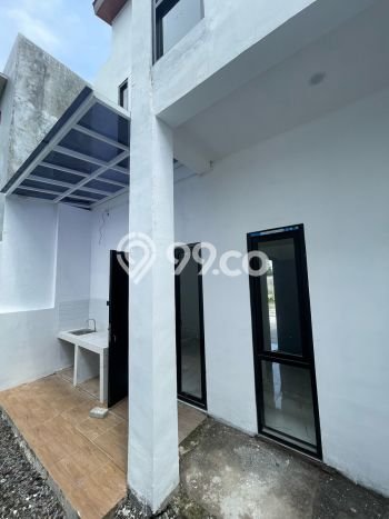 Rumah Modern Cantik 3 KT Bisa Langsung Pindah di Kartasura Rumah Modern Cantik 3 KT Bisa Langsung Pindah di Kartasura