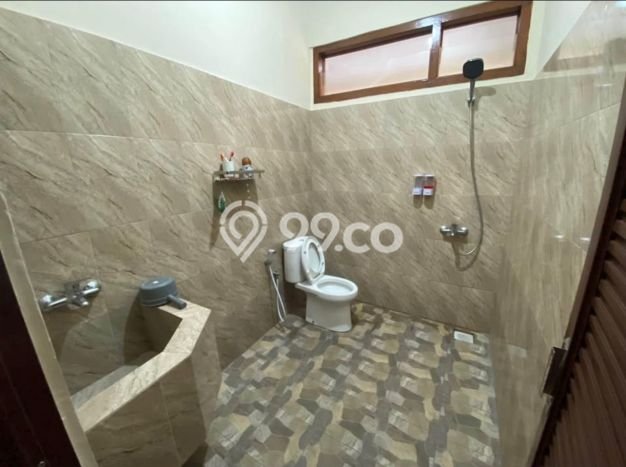 Dijual Rumah 5 Kamar Lokasi Ideal Nyaman dan Strategis di Pasar Kliwon Dijual Rumah 5 Kamar Lokasi Ideal Nyaman dan Strategis di Pasar Kliwon