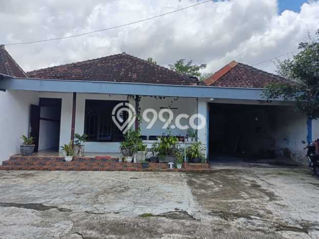 Rumah Strategis Modern Lb 750m2 di Polokarto, Sukoharjo Rumah Strategis Modern Lb 750m2 di Polokarto, Sukoharjo