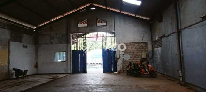 Unit Gudang Dijual di Ceper Klaten Luas Bangunan 574m2 Unit Gudang Dijual di Ceper Klaten Luas Bangunan 574m2