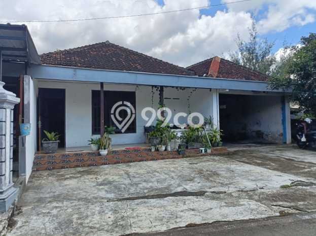 Rumah Strategis Modern Lb 750m2 di Polokarto, Sukoharjo Rumah Strategis Modern Lb 750m2 di Polokarto, Sukoharjo