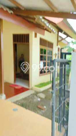 Disewakan Cepat Rumah Kondisi Bagus di Kawasan Colomadu, Solo Disewakan Cepat Rumah Kondisi Bagus di Kawasan Colomadu, Solo